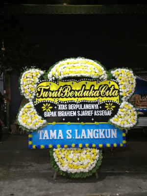 Papan Bunga Duka di Jampangkulon